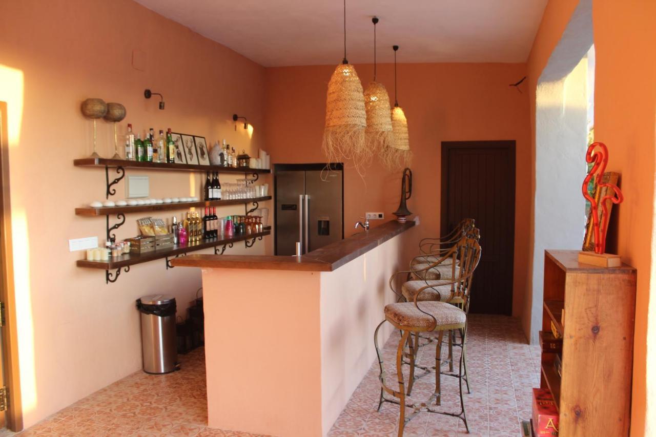 Room In Villa - Beautiful Accommodation At The Heart Of Andalusia Puente Genil Kültér fotó