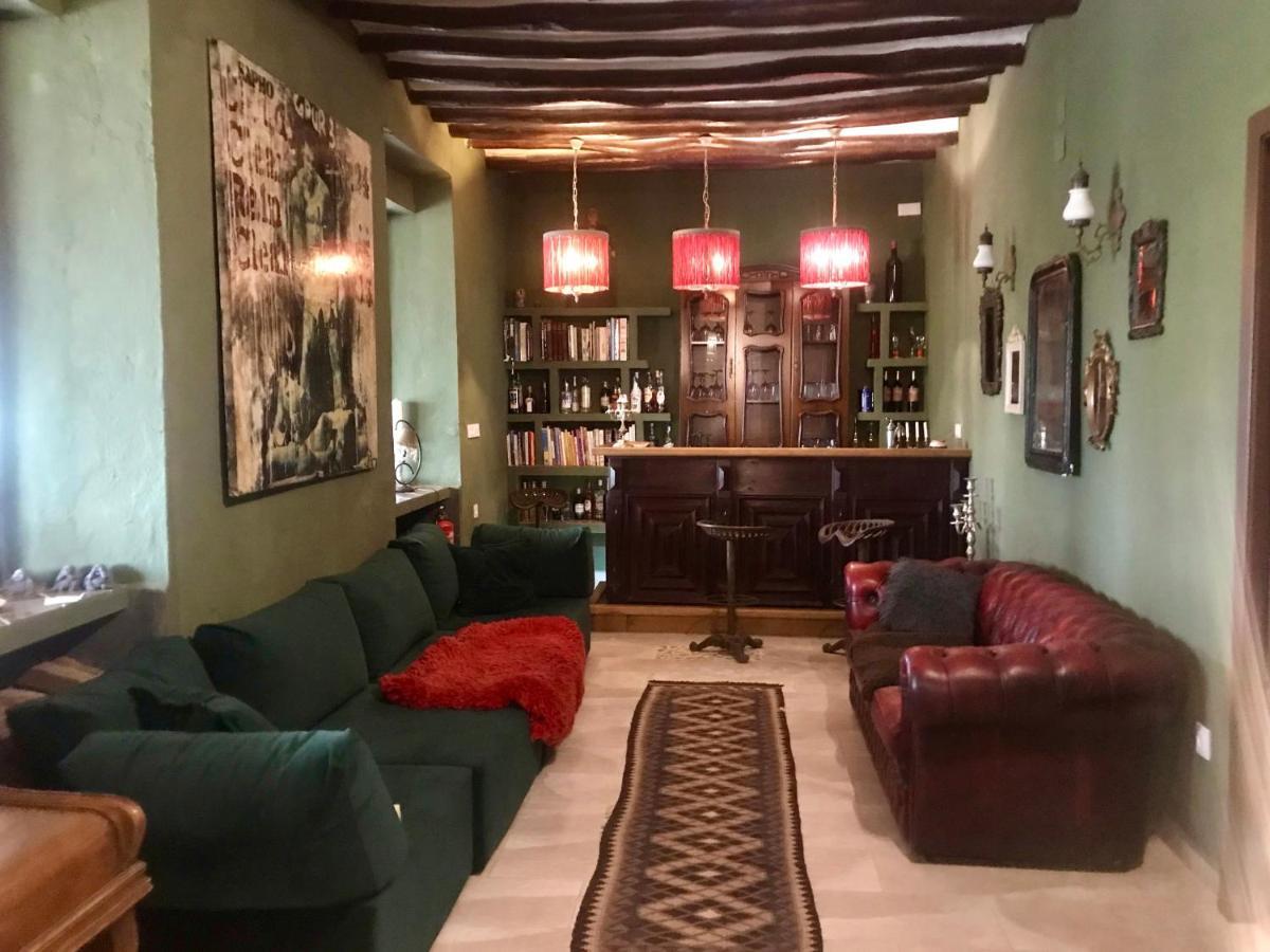 Room In Villa - Beautiful Accommodation At The Heart Of Andalusia Puente Genil Kültér fotó