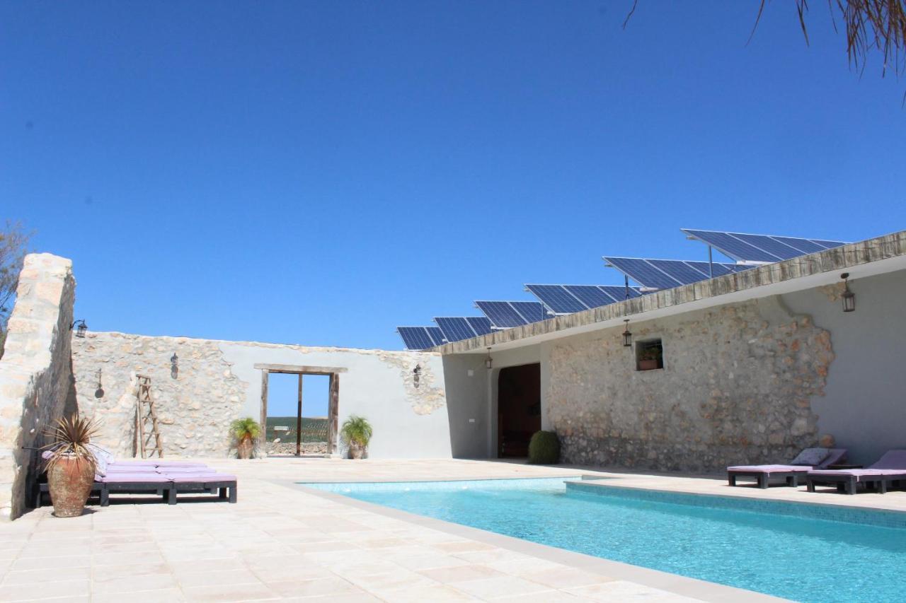 Room In Villa - Beautiful Accommodation At The Heart Of Andalusia Puente Genil Kültér fotó