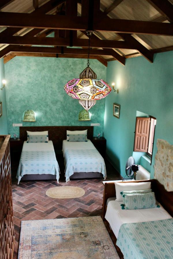 Room In Villa - Beautiful Accommodation At The Heart Of Andalusia Puente Genil Kültér fotó